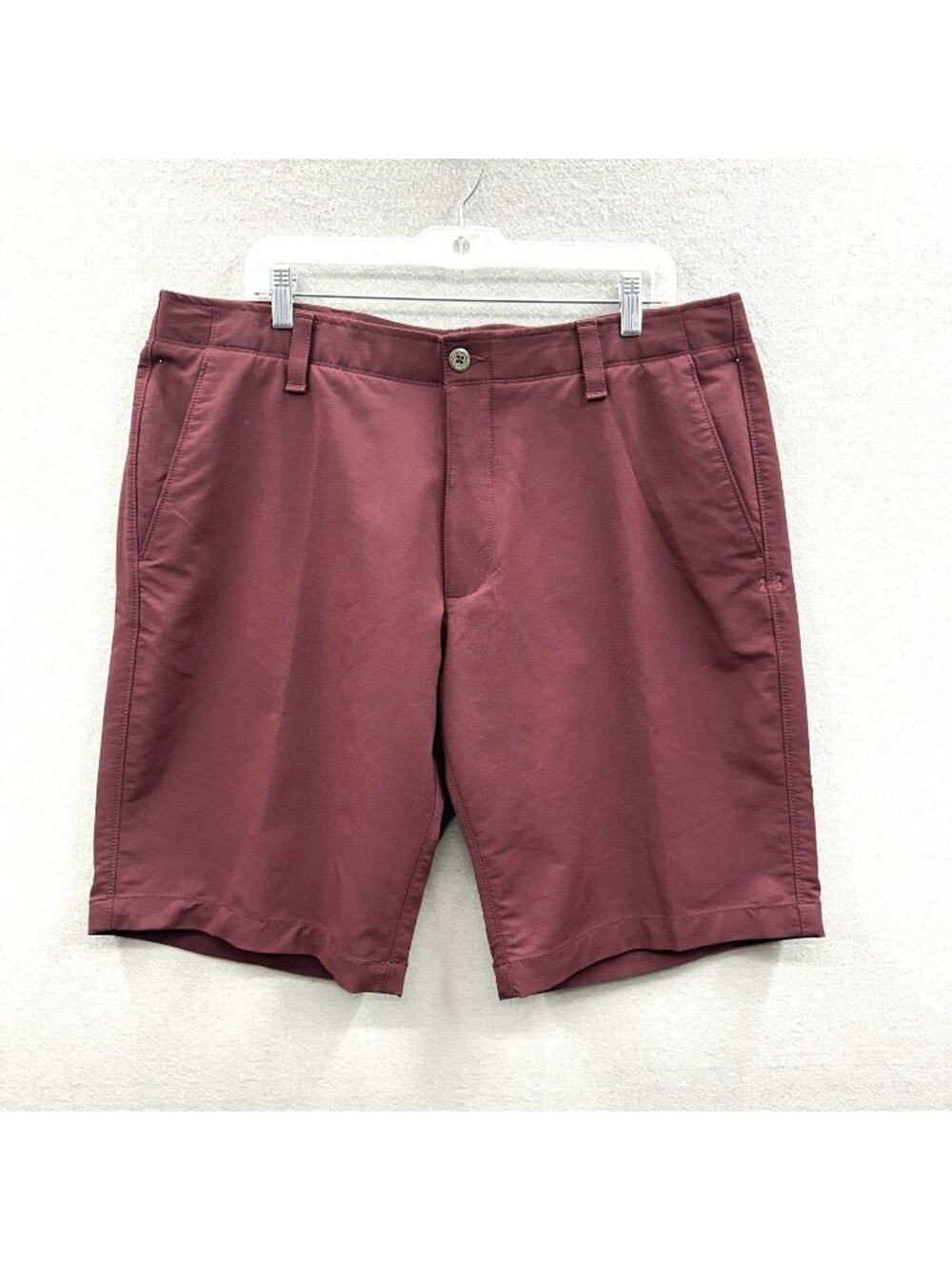 Under Armour Men 40 Shorts Burgundy HeatGear Loose Fit Golf Performance Tech